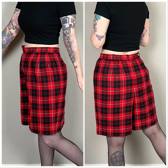 Vintage 1980s Pendleton Tartan Plaid High Rise Wool Shorts - Picture 2 of 5